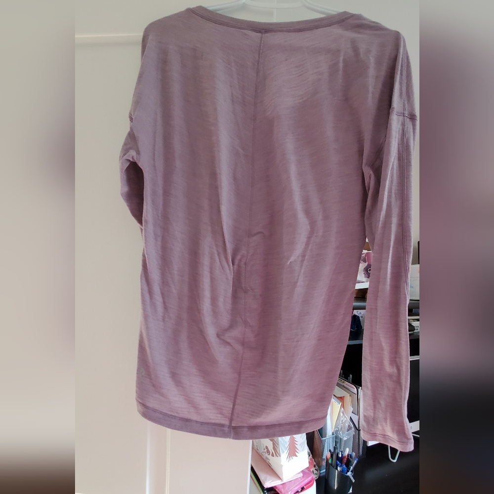 Lululemon Athletica Relaxed Purple Long Sleeve Lightweight Shirt